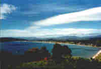 Buffalo Beach and Whitianga looking South from Centennial Drive - 43613 Bytes